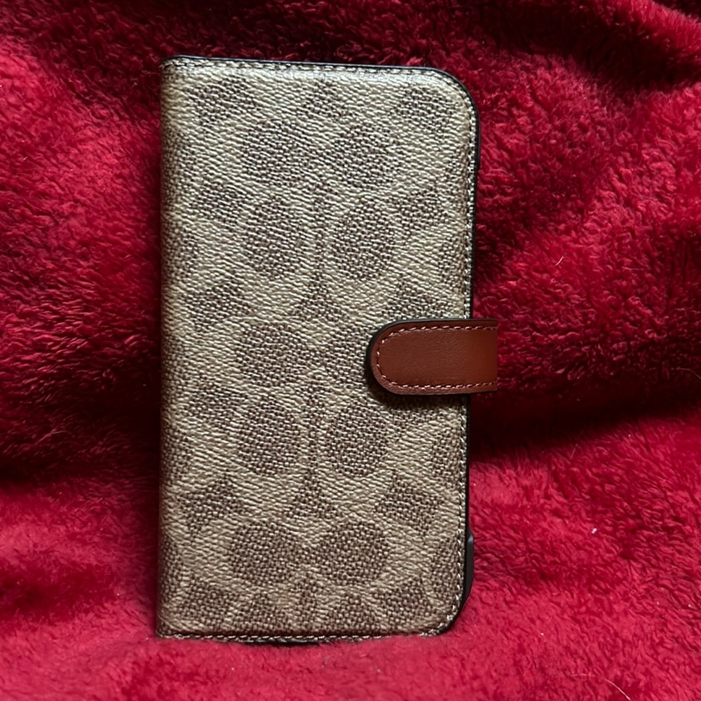 New Coach IPhone 13/14  phone Wallet